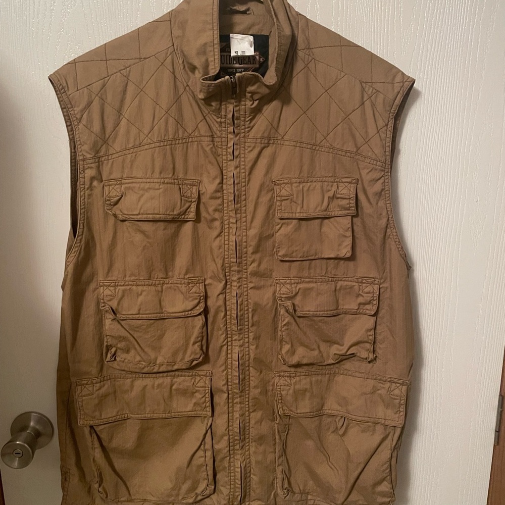 Guide Gear Mens Utility Vest SZ L Hunting Safari NWT